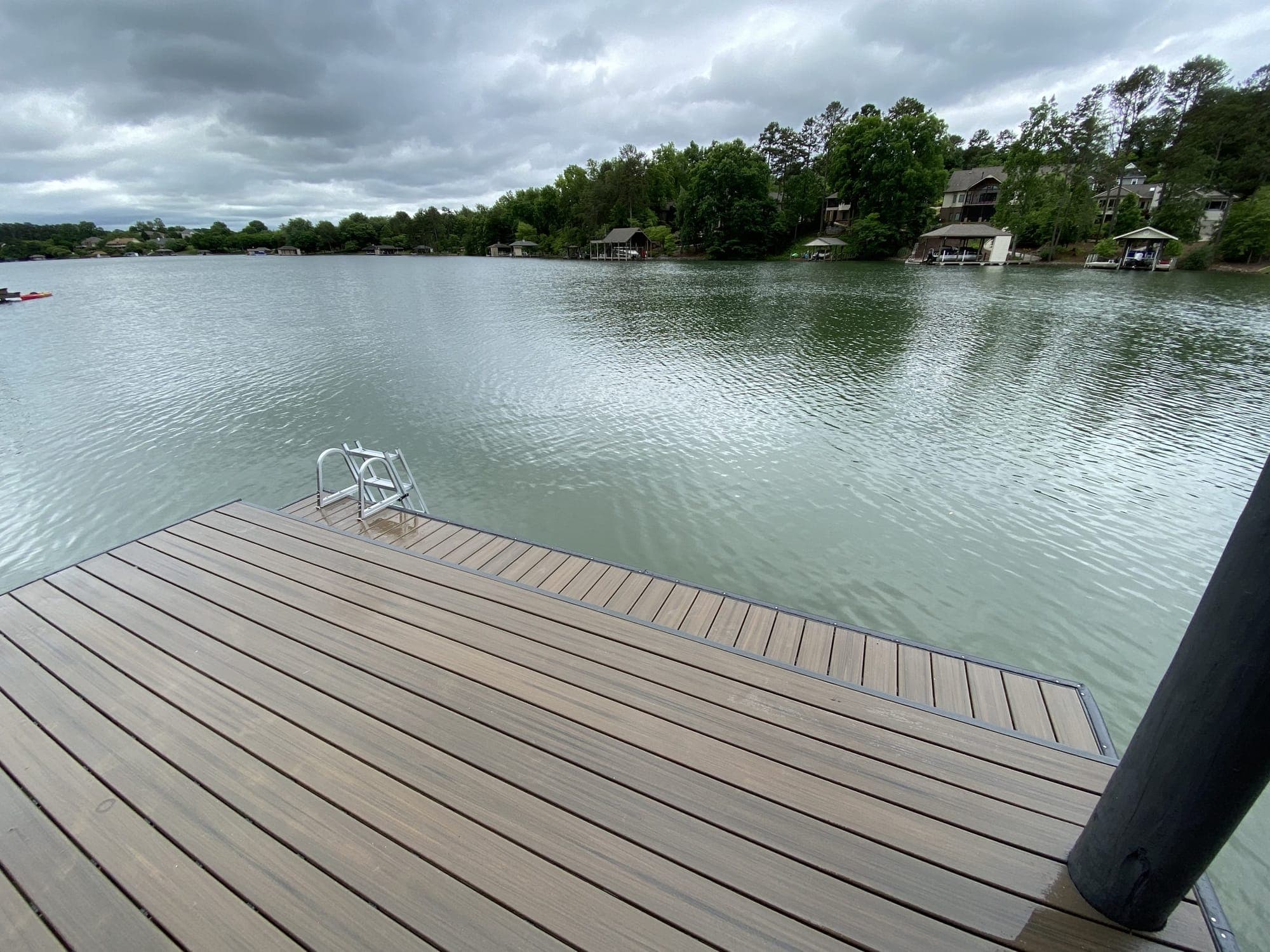 Composite decking at the edge of a DOCK&DECK boat dock on Tellico Lake in Tellico Village